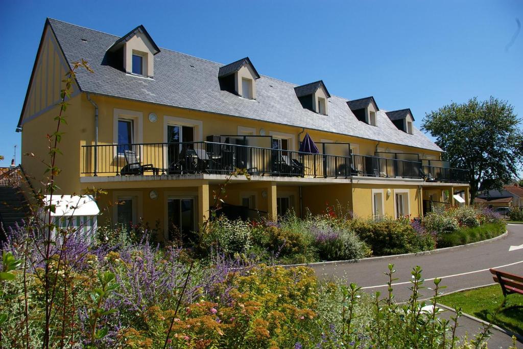 Residence Le Bois Flotte Merville-Franceville-Plage Exteriér fotografie